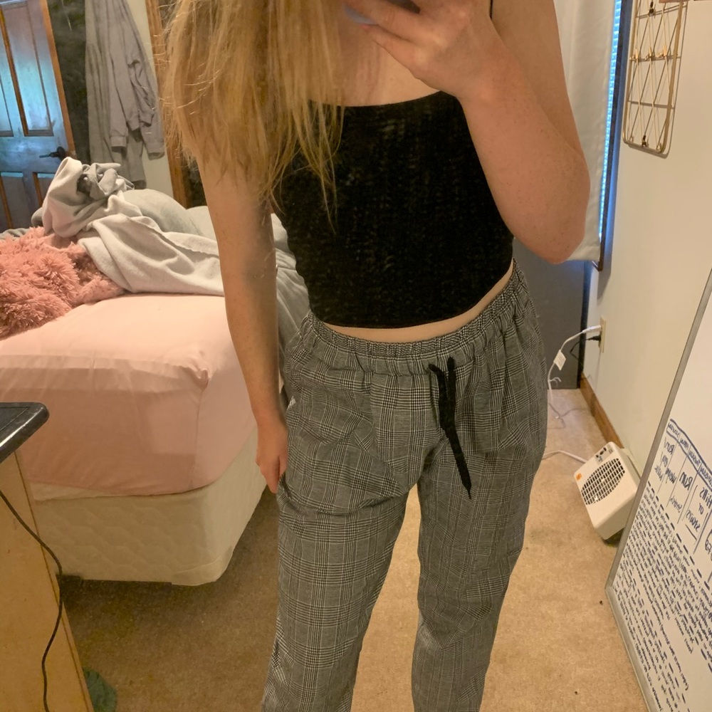 SUPER CUTE PLAID PANTS